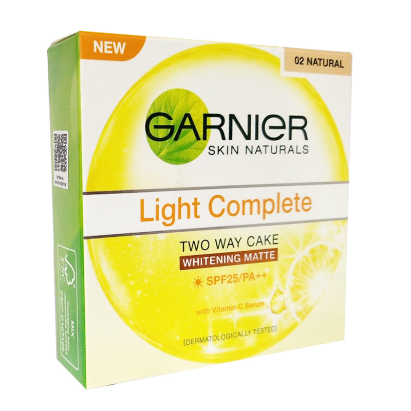 Garnier Light Complete Two Way Cake Whitening Matte 02. Natural | Gogobli