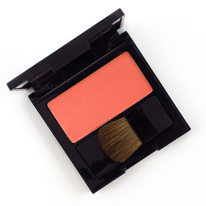 Revlon Powder Blush Haute Classy Coral | Gogobli